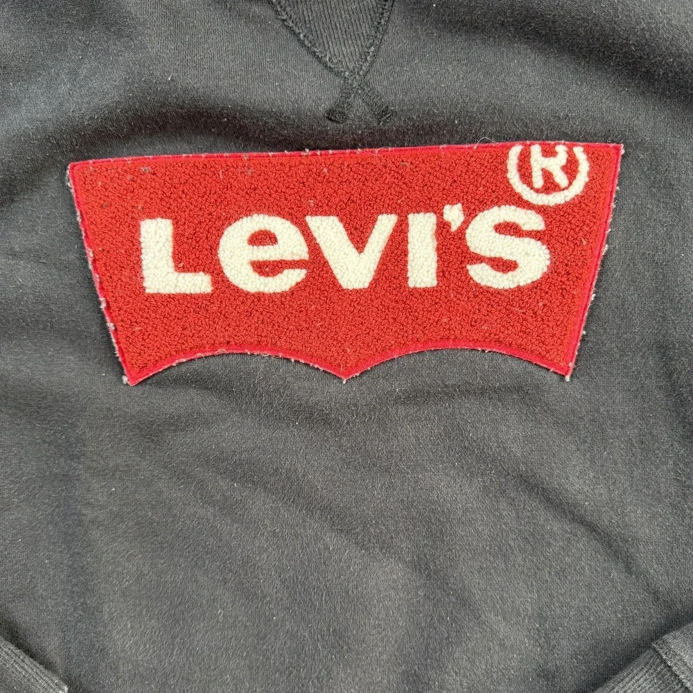 Levi's Sweatshirt Mens Medium Black Fleece Pullover Logo Graphic Crewneck
